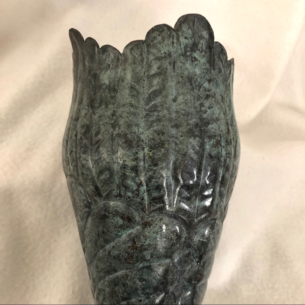 Decorative Metal Vase - Picture 4 of 7